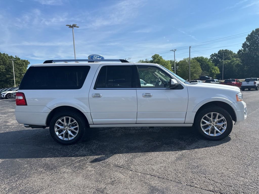 Used 2017 Ford Expedition EL Limited w/ Equipment Group 301A AWD/4WD image 2