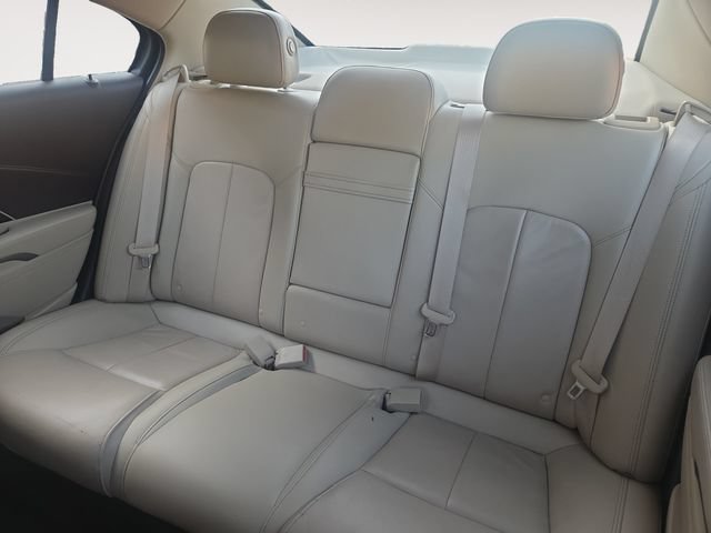 Used 2015 Buick LaCrosse Leather FWD image 13