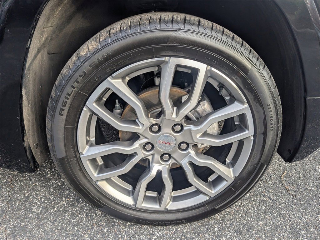 Used 2023 GMC Terrain Denali image 11