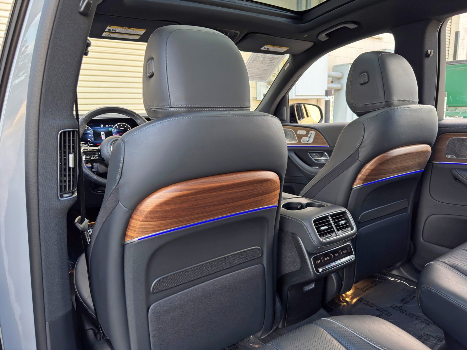 Used 2024 Mercedes-Benz GLS 580 4MATIC image 46