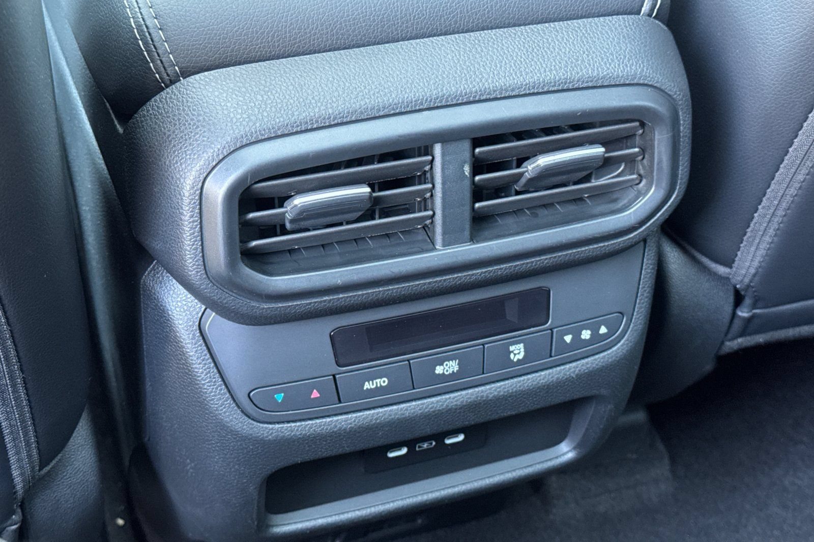 Used 2024 Honda Pilot Touring image 41