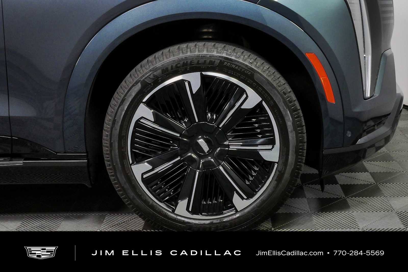 Certified 2025 Cadillac Escalade IQ Sport 1 AWD/4WD image 40