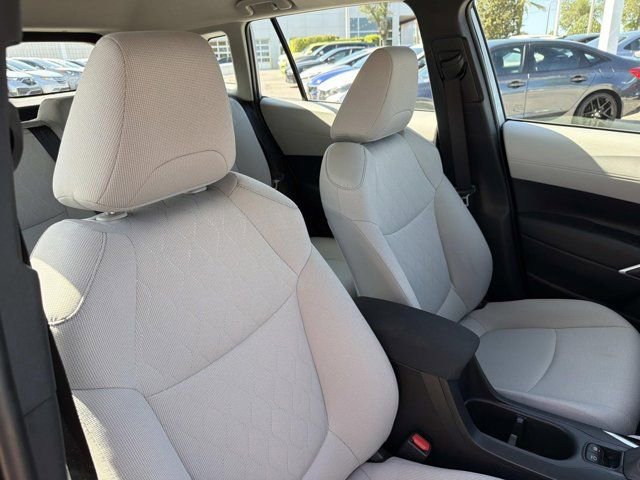 Certified 2025 Toyota Corolla Cross L image 16