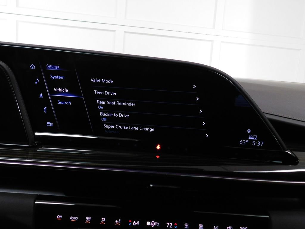 Used 2024 Cadillac Escalade Premium Luxury w/ Touring Package image 71