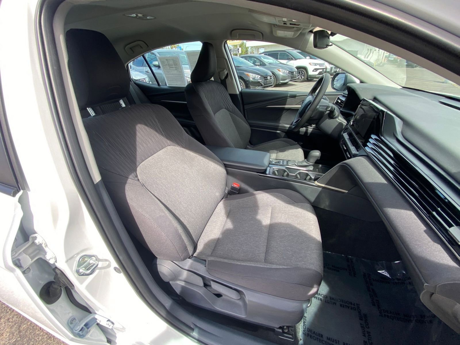 Used 2025 Toyota Camry LE FWD image 25