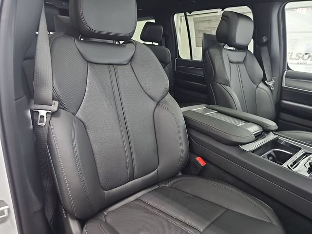 New 2026 Jeep Grand Wagoneer L Limited AWD/4WD image 31