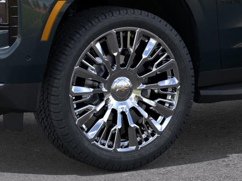New 2025 Chevrolet Suburban RST w/ Advanced Technology Package AWD/4WD image 9