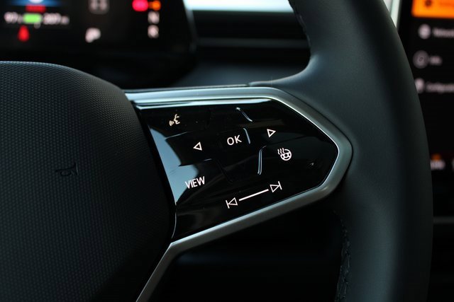 New 2025 Volkswagen ID. Buzz Pro S Plus image 9