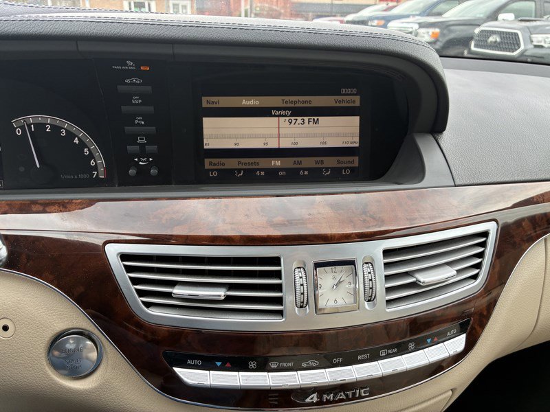 Used 2007 Mercedes-Benz S 550 4MATIC image 11