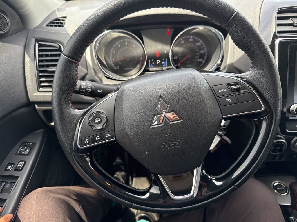 Used 2023 Mitsubishi Outlander Sport LE AWD/4WD image 7