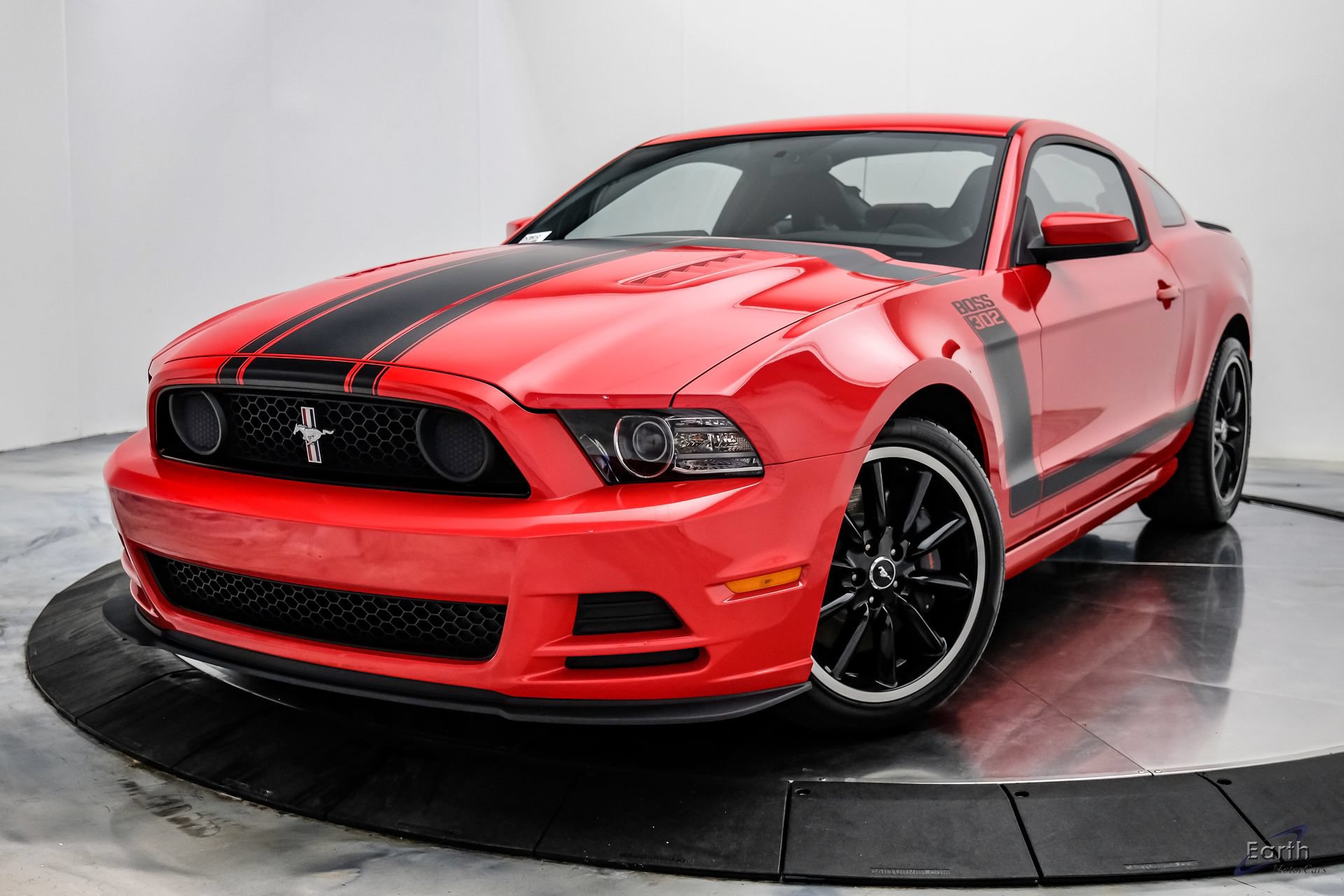 Used 2013 Ford Mustang Boss 302 w/ Boss 302 Accessory Pkg RWD image 5