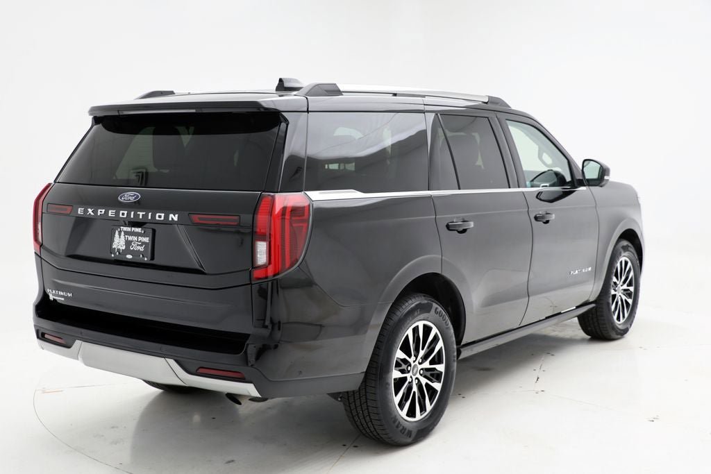Used 2025 Ford Expedition Platinum AWD/4WD image 8
