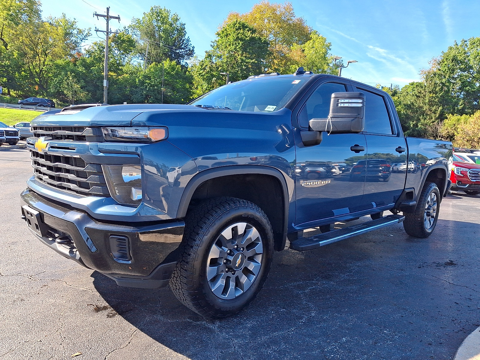Used 2024 Chevrolet Silverado 2500 Custom w/ Custom Value Package AWD/4WD image 3