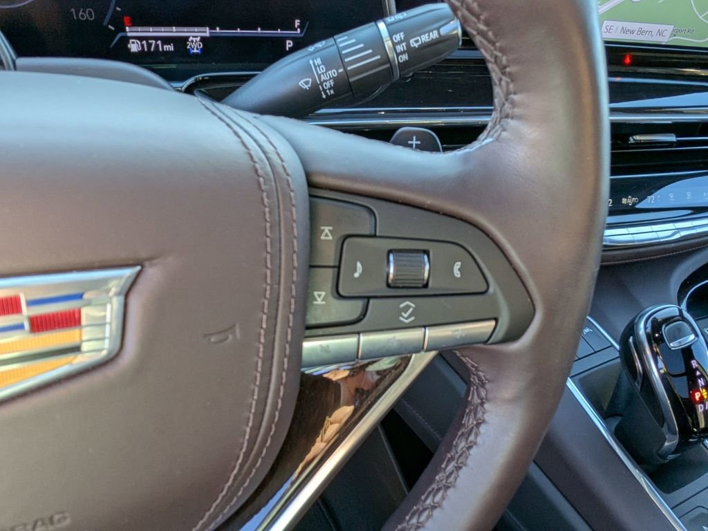 Certified 2024 Cadillac Escalade Premium Luxury Platinum image 17