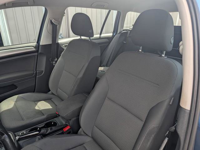 Used 2016 Volkswagen Golf S FWD image 10