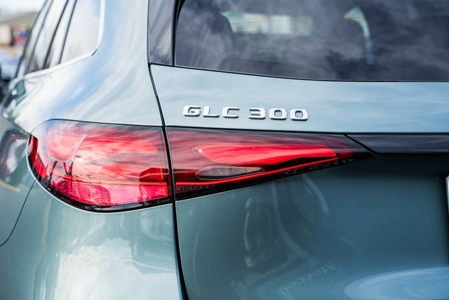 New 2026 Mercedes-Benz GLC 300 4MATIC image 7