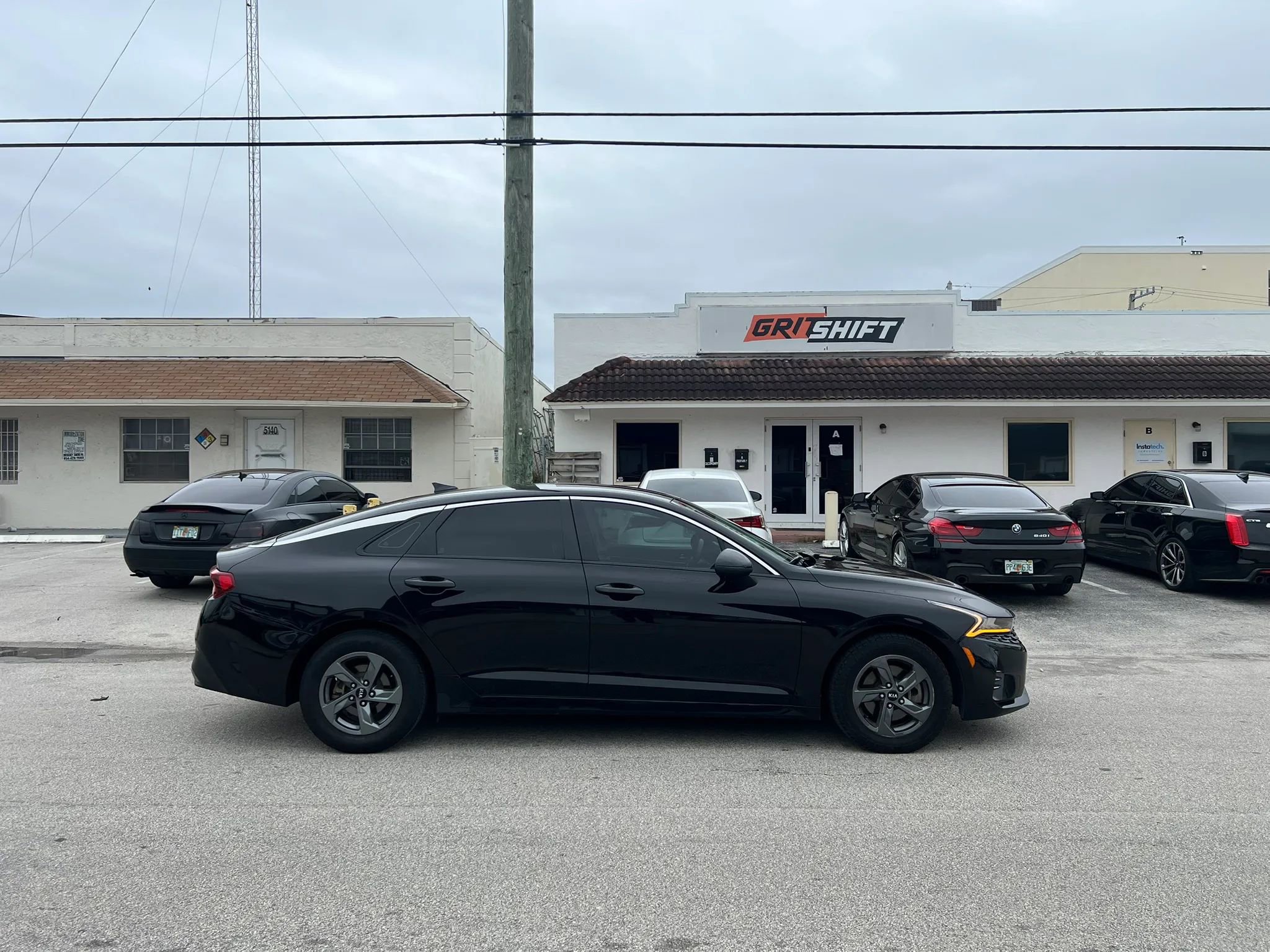 Used 2021 Kia K5 LX image 2