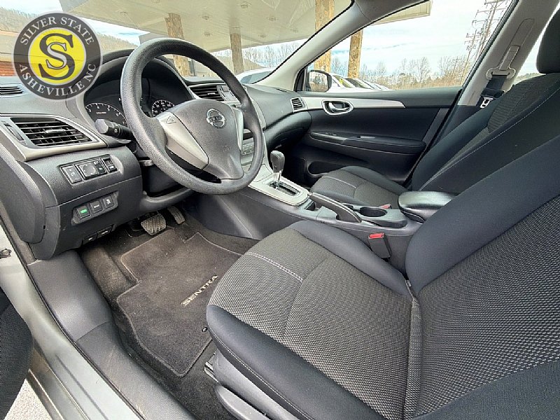 Used 2014 Nissan Sentra S image 11