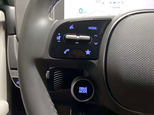 Used 2024 Hyundai Ioniq 5 SE RWD image 34