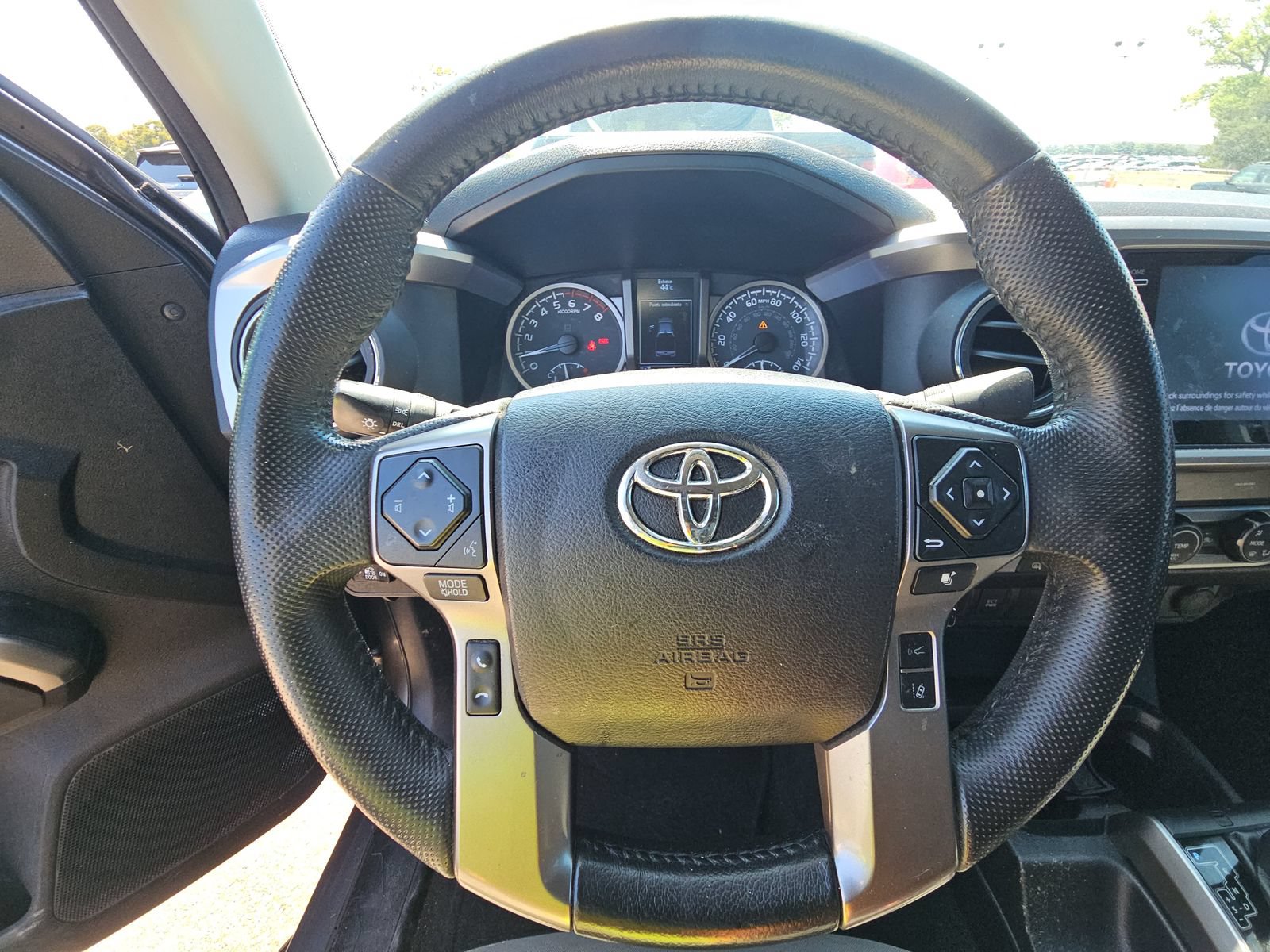 Used 2022 Toyota Tacoma SR5 w/ SR5 Appearance Package (SM) RWD image 7