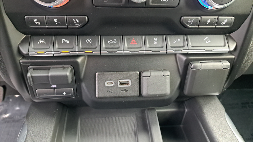Used 2019 GMC Sierra 1500 AT4 w/ AT4 Premium Package AWD/4WD image 22