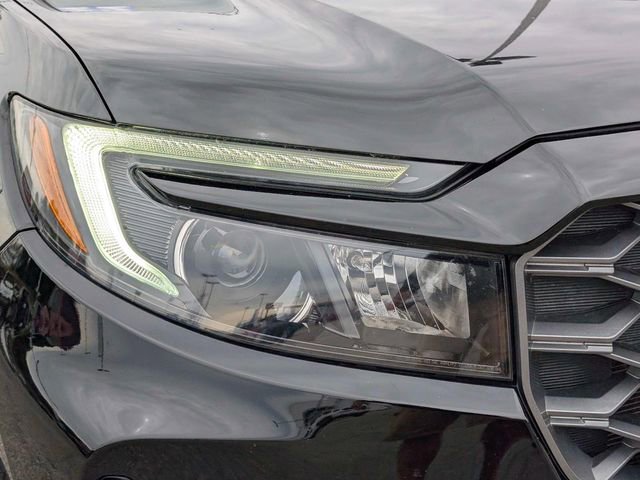 Used 2022 Honda Passport TrailSport image 3