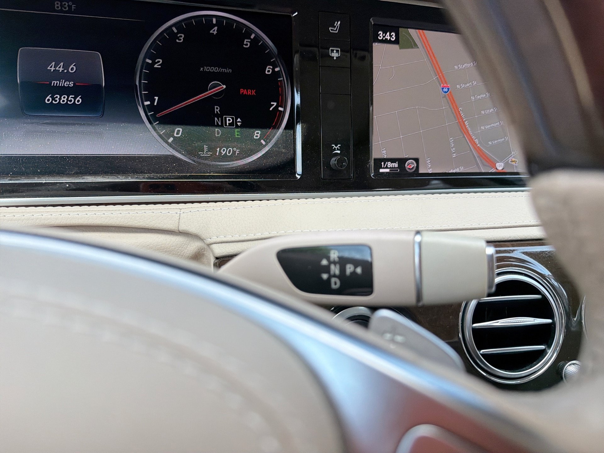 Used 2015 Mercedes-Benz S 550 4MATIC Sedan image 23