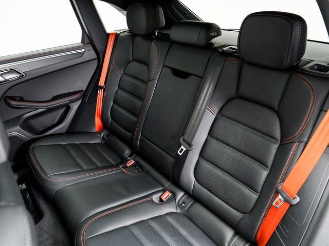 Certified 2024 Porsche Macan GTS image 29