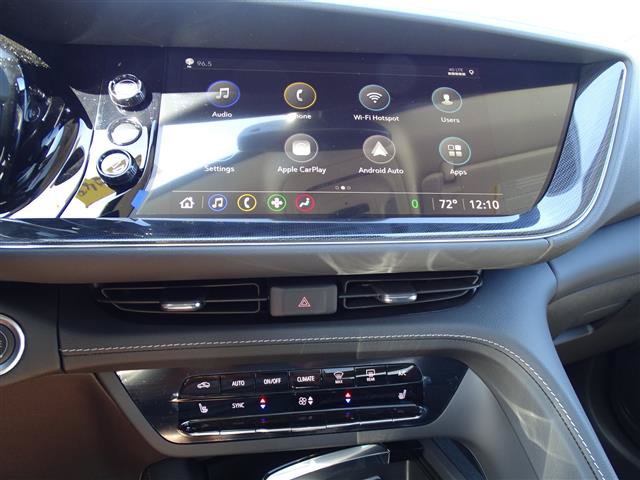 Used 2022 Buick Envision Essence w/ Sport Touring Package FWD image 11