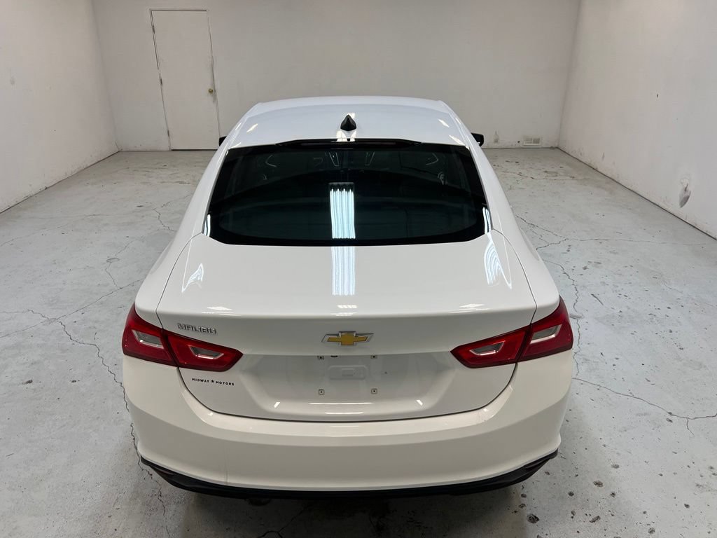 Used 2023 Chevrolet Malibu LS FWD image 4