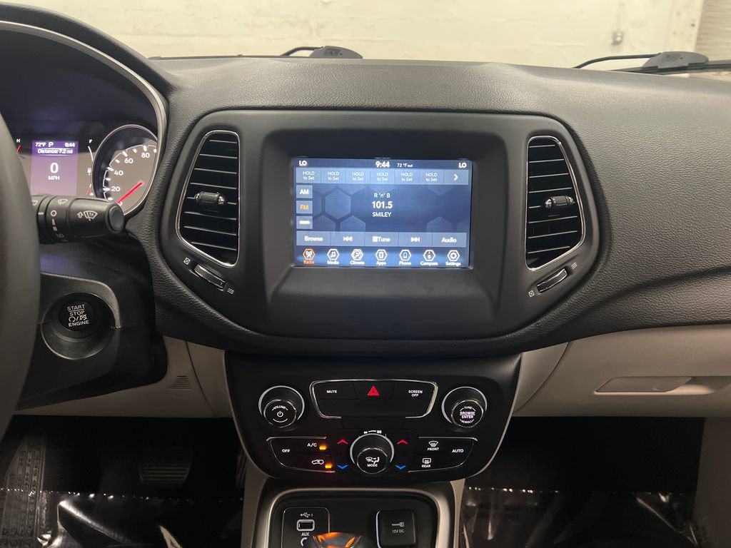 Used 2021 Jeep Compass Latitude FWD image 19