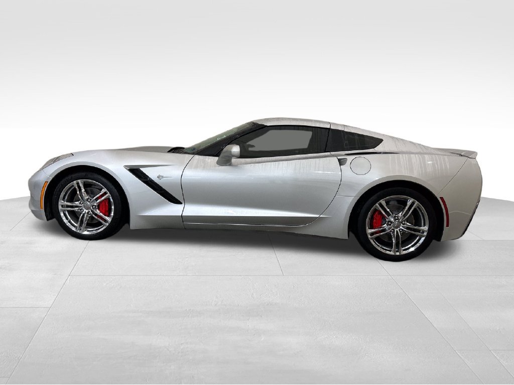 Used 2016 Chevrolet Corvette Stingray Coupe w/ 2LT Preferred Equipment Group RWD image 2