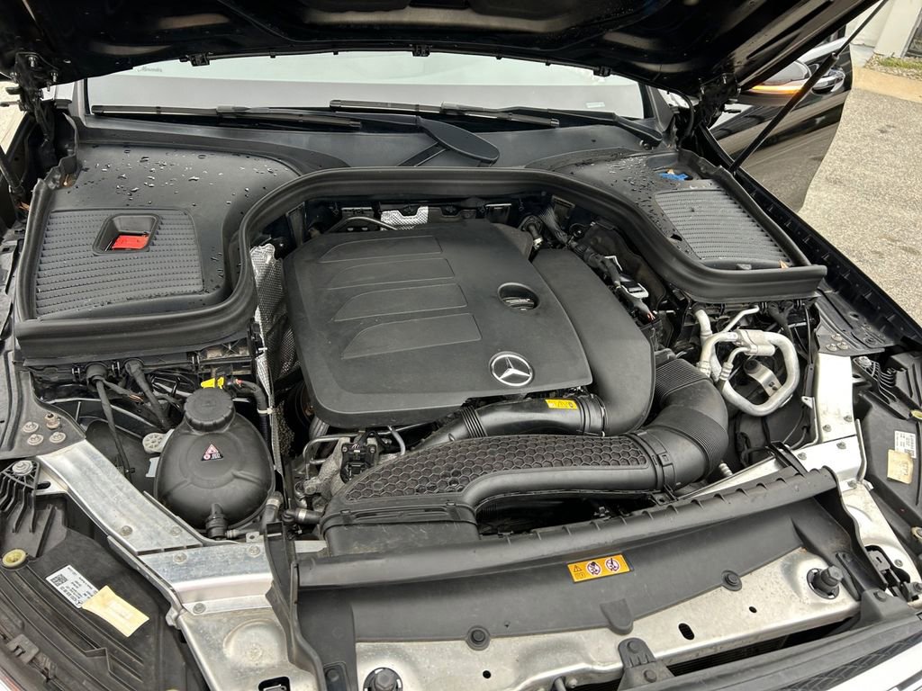 Used 2022 Mercedes-Benz GLC 300 4MATIC image 20