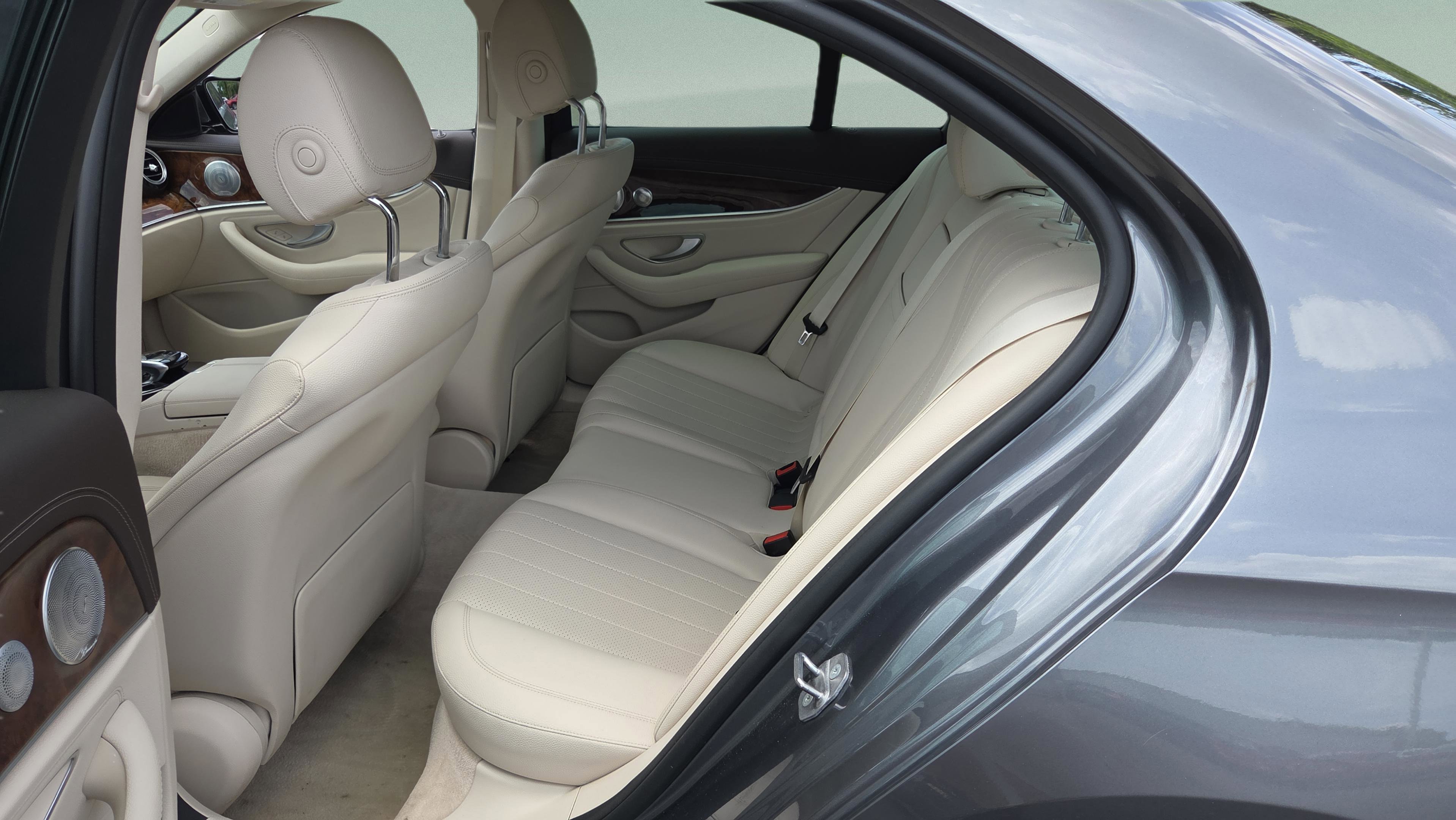 Used 2017 Mercedes-Benz E 300 image 8