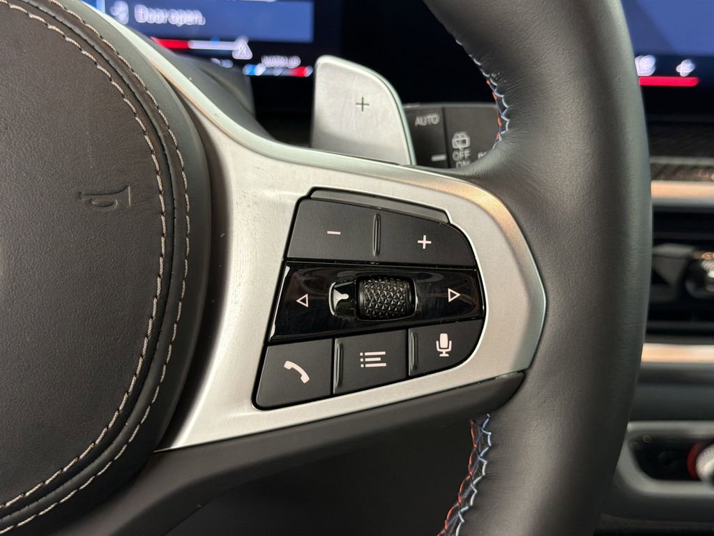 Used 2024 BMW X7 M60i w/ Executive Package image 32