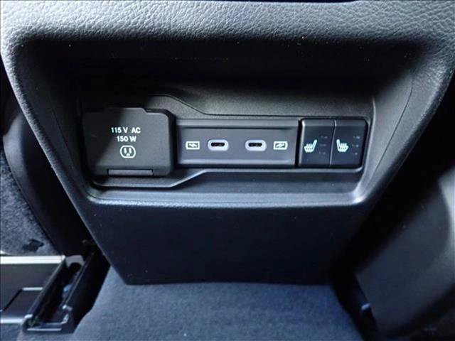 New 2026 Jeep Grand Cherokee Limited w/ Limited Altitude Package AWD/4WD image 11
