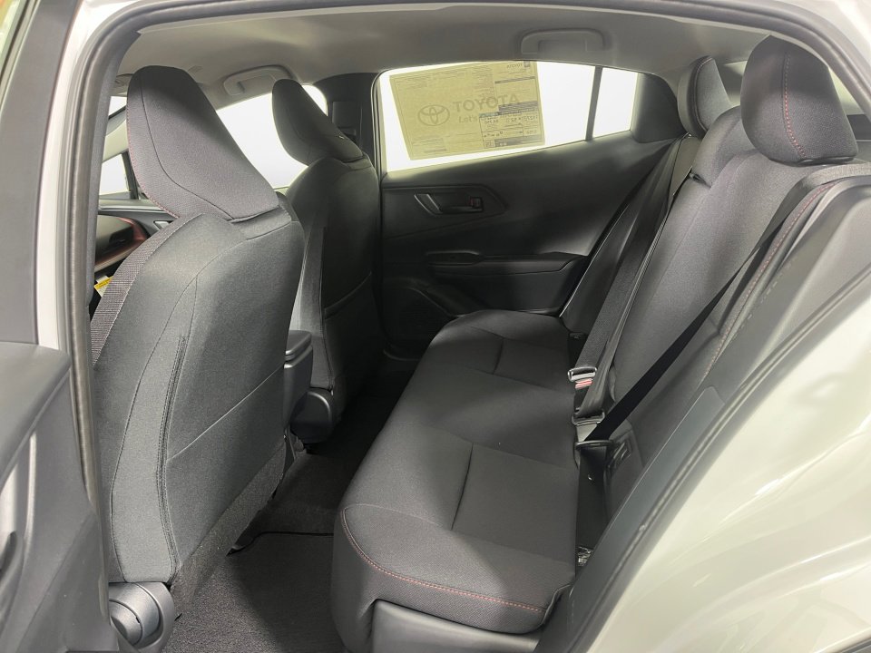 New 2026 Toyota Prius Plug-In Hybrid image 10