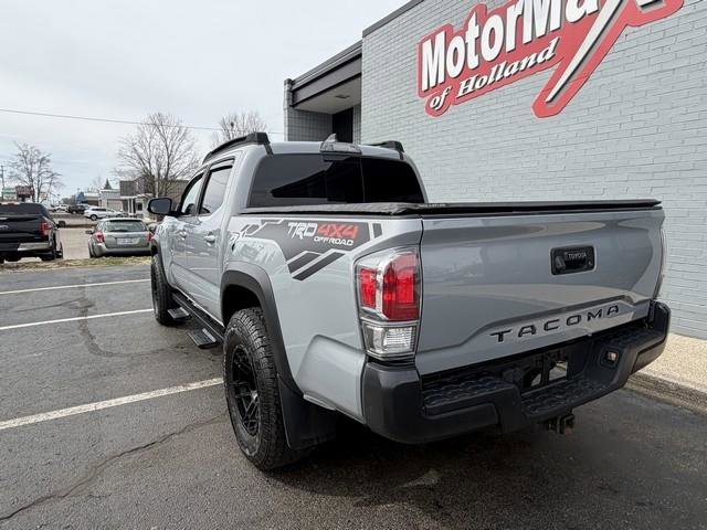 Used 2019 Toyota Tacoma TRD Off-Road image 9