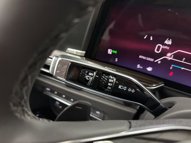 New 2026 Cadillac Escalade ESV Luxury w/ Touring Package AWD/4WD image 16