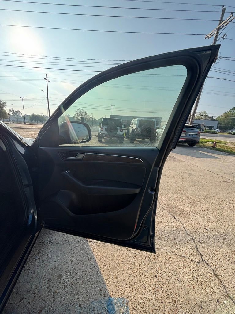 Used 2016 Audi Q5 2.0T Premium w/ Audi MMI Navigation Plus image 15