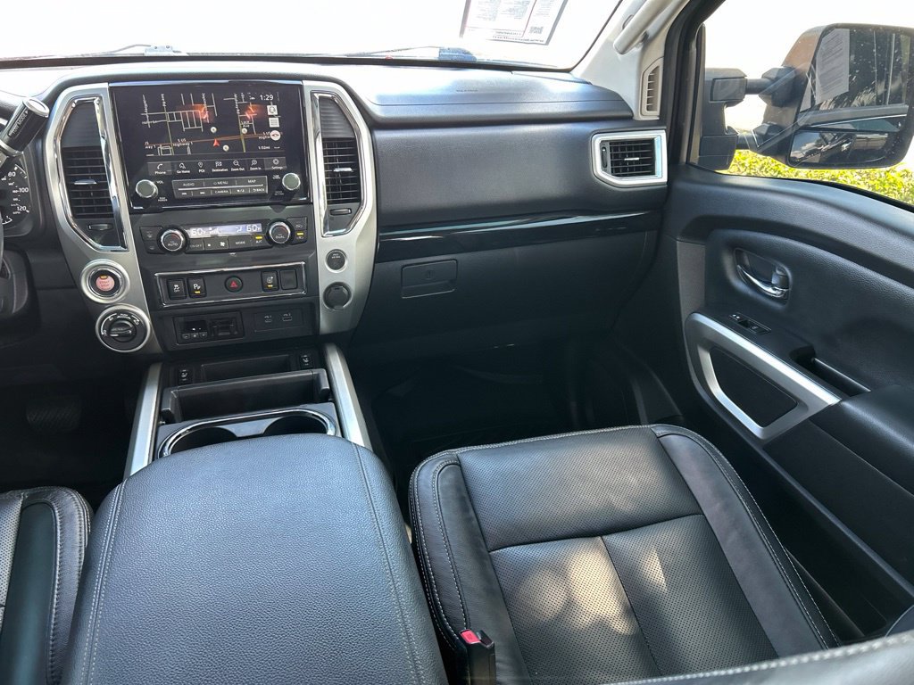 Used 2021 Nissan Titan SV w/ SV Convenience Package AWD/4WD image 12