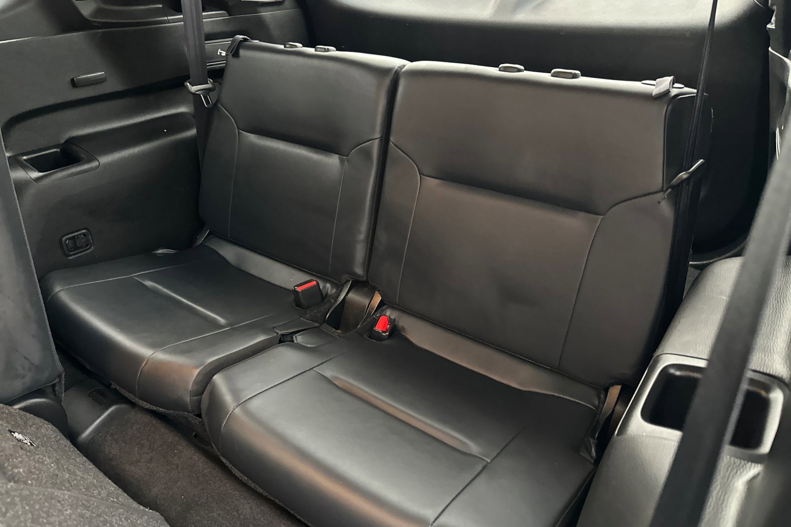 Used 2024 Mitsubishi Outlander SE image 16