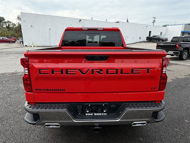 New 2026 Chevrolet Silverado 1500 LT w/ Z71 Off-Road Package AWD/4WD image 4