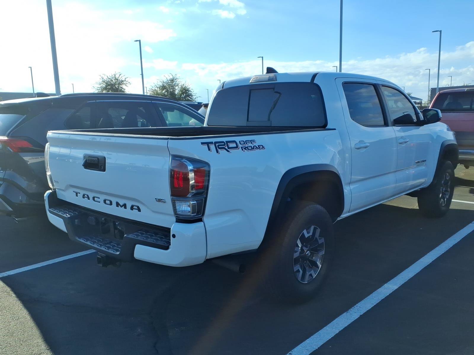 Used 2021 Toyota Tacoma TRD Off-Road w/ Technology Package RWD image 3
