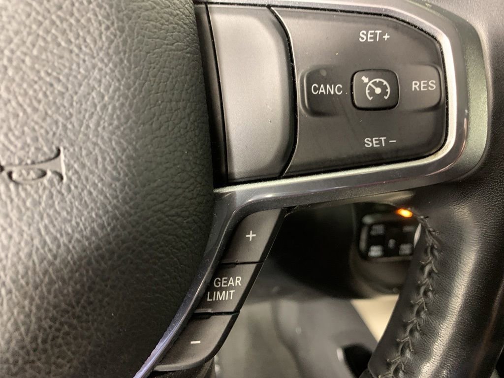 Used 2022 RAM 1500 Laramie AWD/4WD image 8