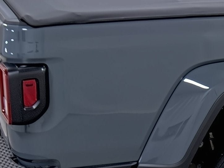 Used 2025 Jeep Gladiator Sport AWD/4WD image 13