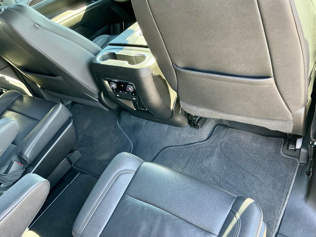 Used 2023 Chevrolet Tahoe Z71 w/ Luxury Package image 25