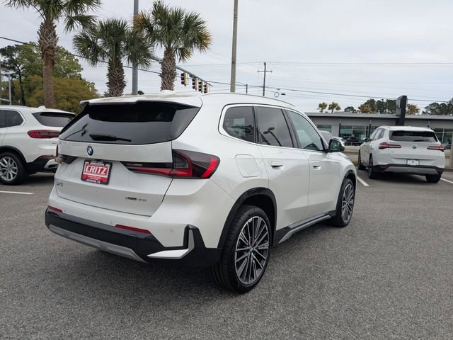 Used 2025 BMW X1 xDrive28i w/ Technology Package image 5