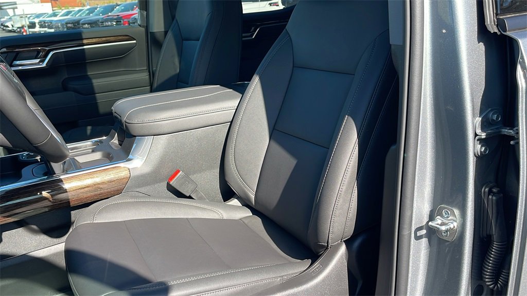 New 2026 GMC Sierra 1500 Elevation w/ Elevation Premium Package image 11