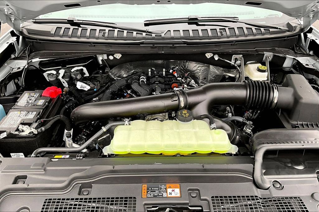 New 2026 Ford Expedition Active image 12